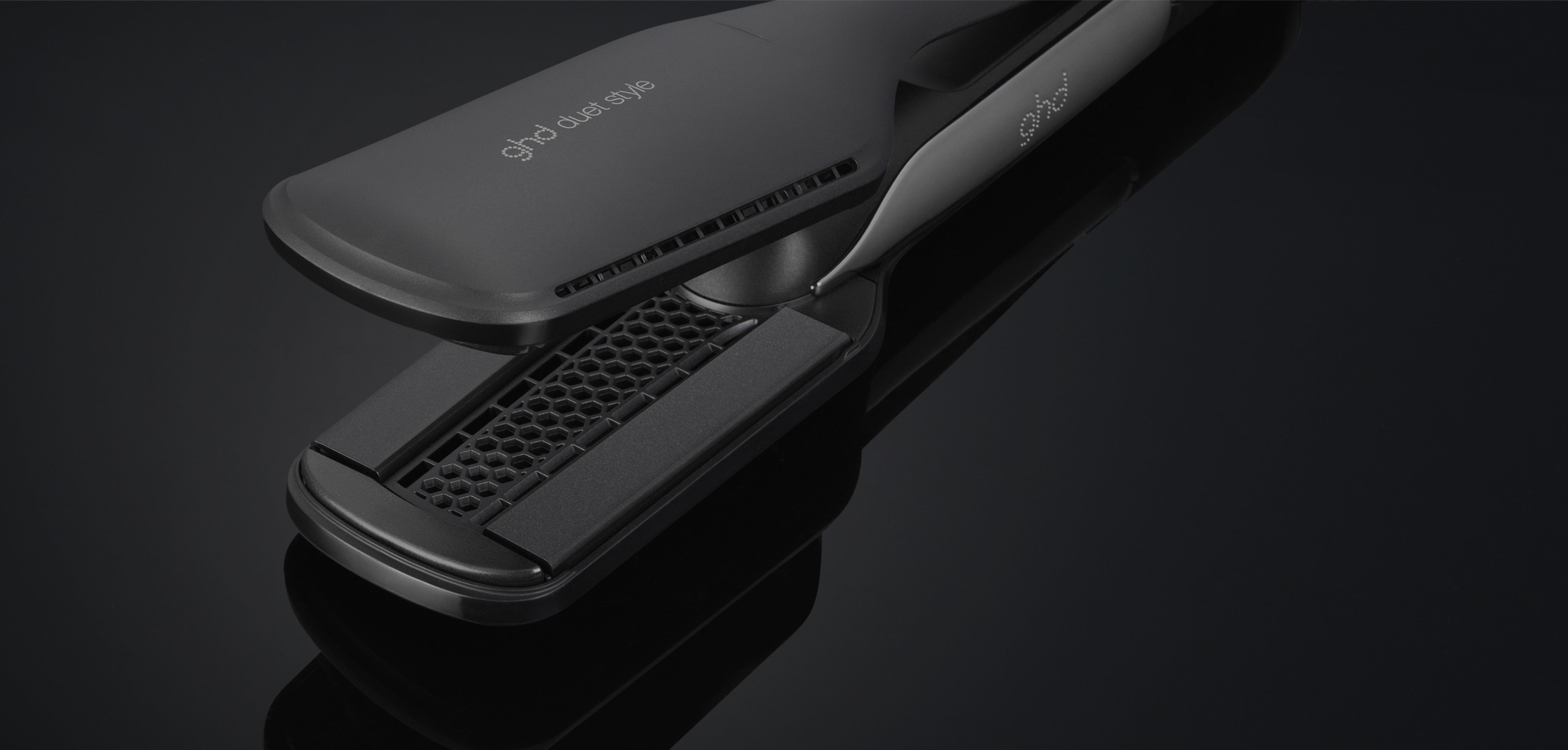 GHD DUET STYLE® BLACK HAIR STRAIGHTENER